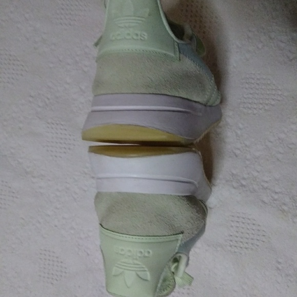 Adidas FLT_Runner Women - Picture 6 of 8